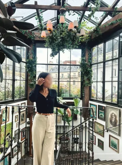 Aleksandra, 30