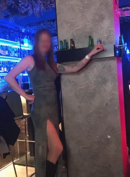 Anna, 40