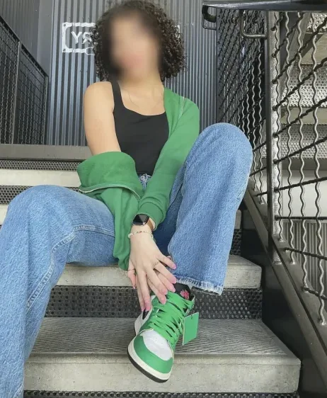Leonie, 20