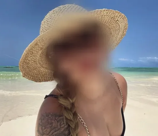 Paula, 20