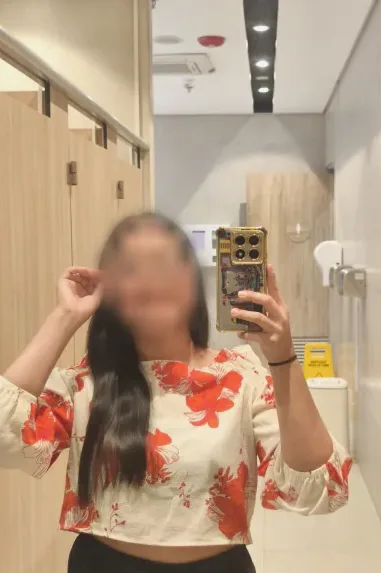 Valerie, 31