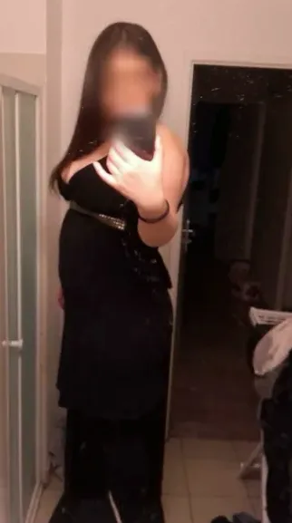 Viktoria, 39
